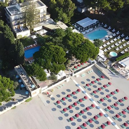 Hotel Eden Park دْيانو مارينا المظهر الخارجي الصورة