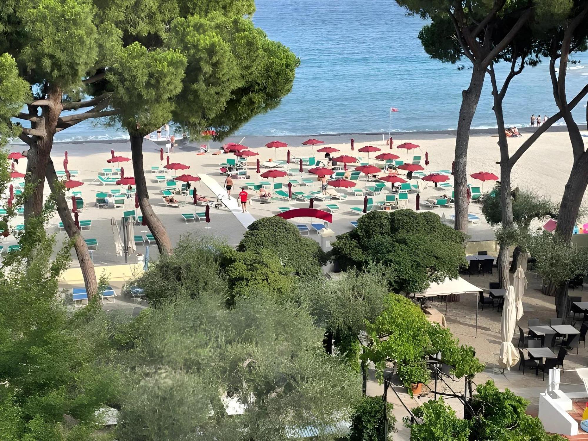 Hotel Eden Park دْيانو مارينا المظهر الخارجي الصورة